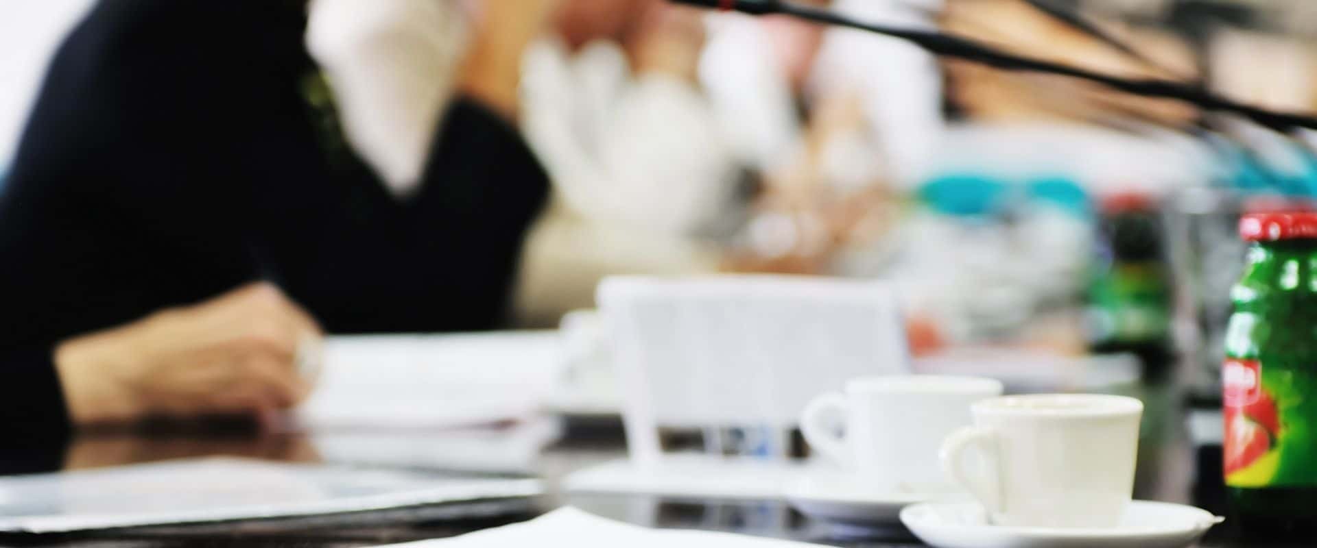 Header meeting ambient 01