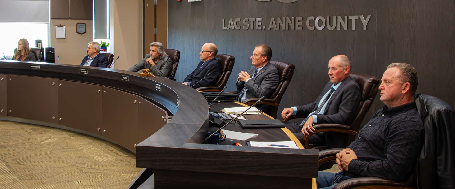 Header public hearing 01