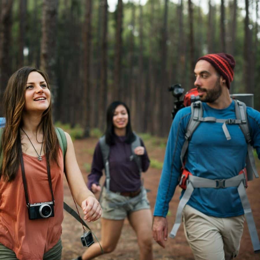 Is camping couple 01